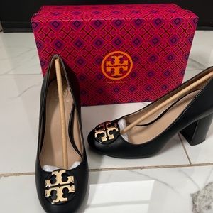 Brand new, unworn in original box.